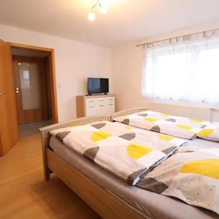 Ξενοδοχείο με διαμερίσματα Alb